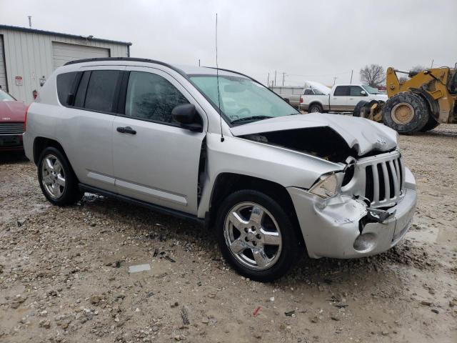 1J8FT57W37D230877 - 2007 JEEP COMPASS LIMITED SILVER photo 4