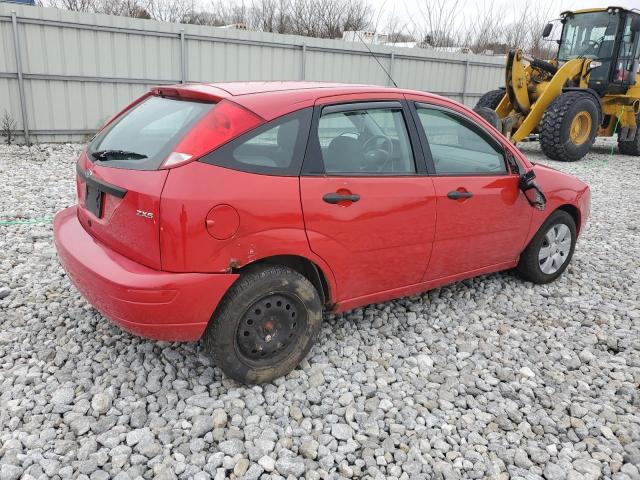3FAFP37N25R161584 - 2005 FORD FOCUS ZX5 RED photo 3
