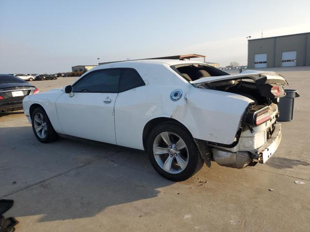 2C3CDZAG2JH270222 - 2018 DODGE CHALLENGER SXT WHITE photo 2