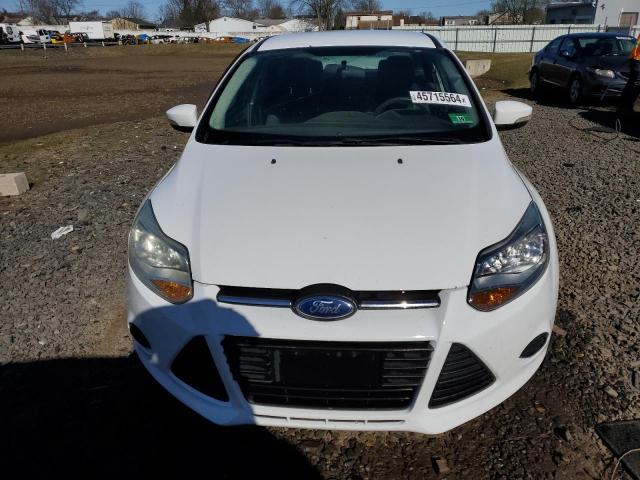 1FADP3F26EL285189 - 2014 FORD FOCUS SE WHITE photo 5