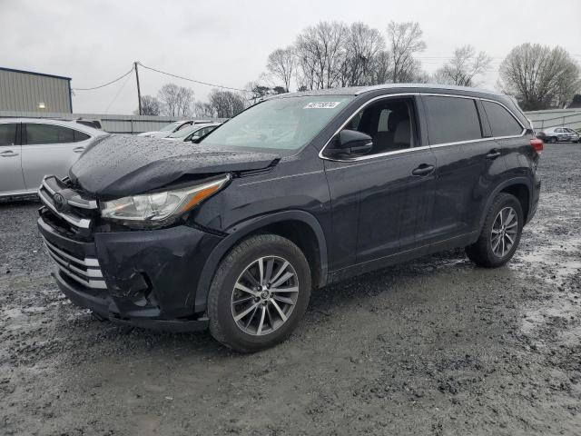 2018 TOYOTA HIGHLANDER SE, 