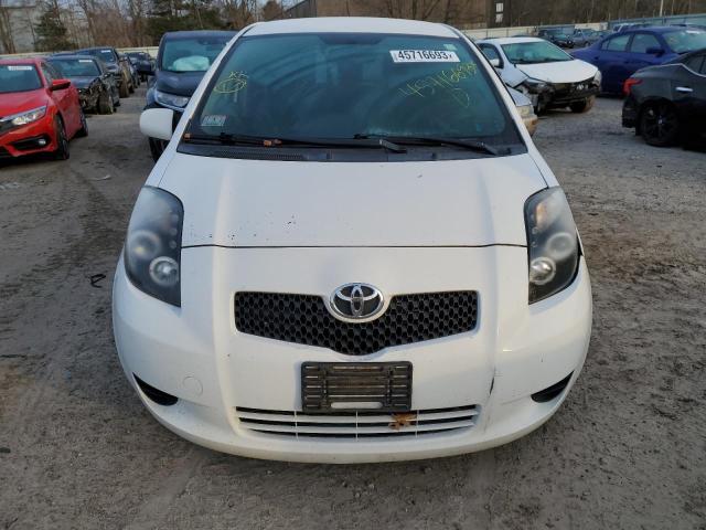 JTDJT923975033924 - 2007 TOYOTA YARIS WHITE photo 5