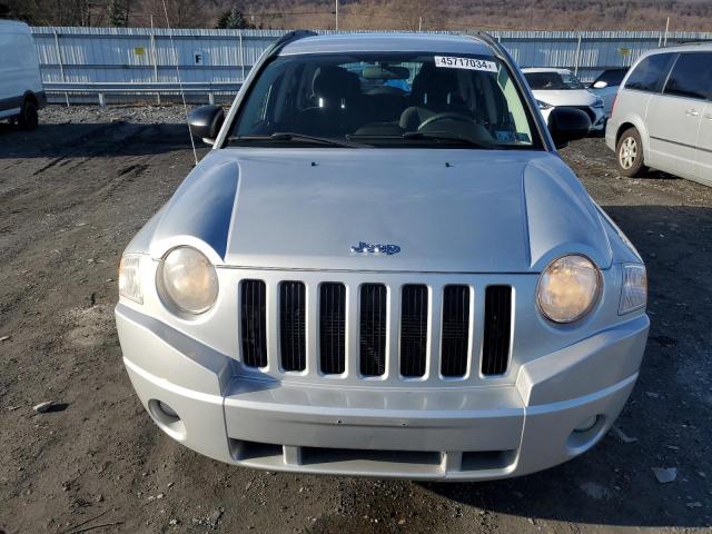 1J4NF4FB1AD672755 - 2010 JEEP COMPASS SPORT SILVER photo 5