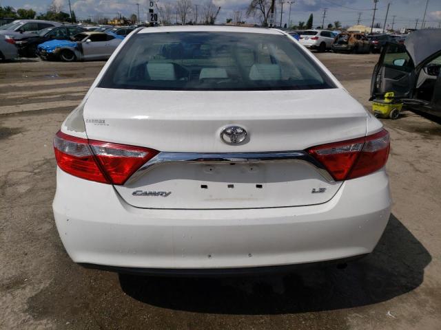 4T4BF1FKXFR492559 - 2015 TOYOTA CAMRY LE WHITE photo 6