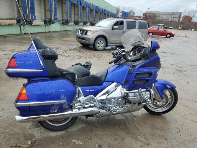 1HFSC47055A410393 - 2005 HONDA GL1800 BLUE photo 1