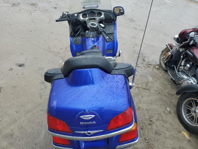 1HFSC47055A410393 - 2005 HONDA GL1800 BLUE photo 6