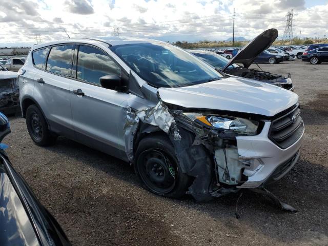 1FMCU0F7XJUA24477 - 2018 FORD ESCAPE S SILVER photo 4