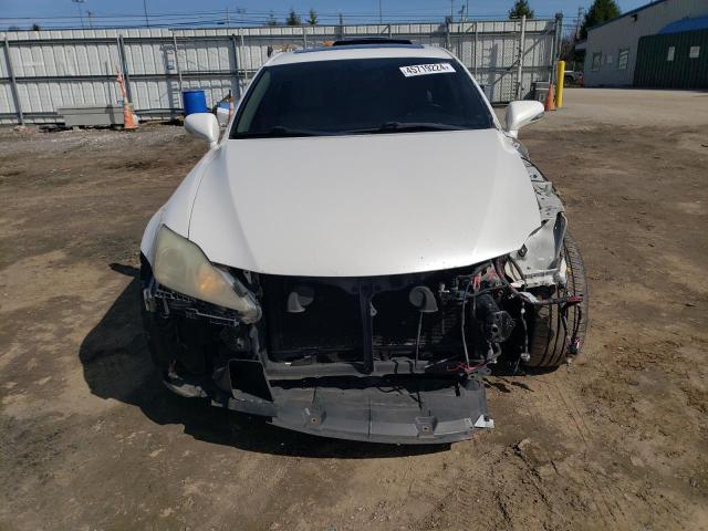 JTHCK262595035806 - 2009 LEXUS IS 250 WHITE photo 5