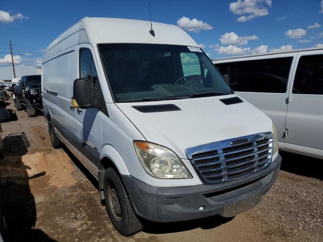 WDYPE845285235832 - 2008 FREIGHTLINER SPRINTER 2500 WHITE photo 4