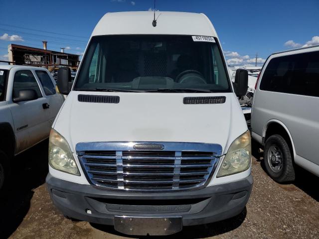 WDYPE845285235832 - 2008 FREIGHTLINER SPRINTER 2500 WHITE photo 5