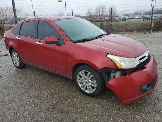 1FAHP3HN7BW145560 - 2011 FORD FOCUS SEL RED photo 4