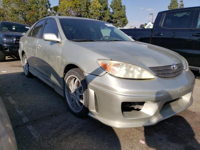 4T1BE32K73U730863 - 2003 TOYOTA CAMRY LE SILVER photo 4