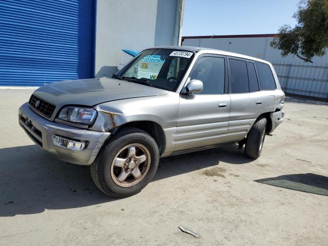 2000 TOYOTA RAV4, 