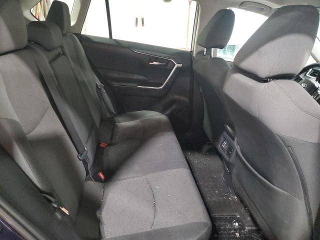 2T3R1RFV5KW061774 - 2019 TOYOTA RAV4 XLE Көк фото 11