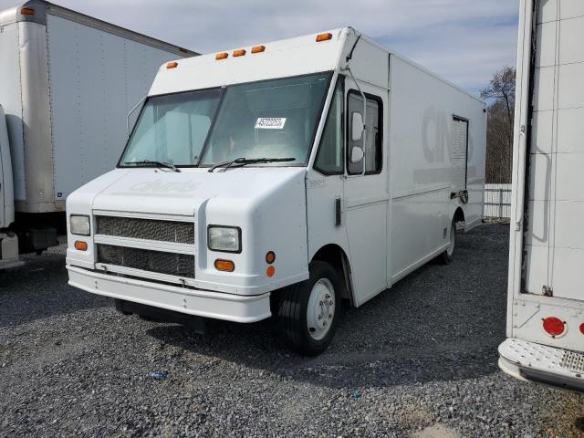 4UZAANBW31CH80316 - 2001 FREIGHTLINER CHASSIS M LINE WALK-IN VAN WHITE photo 1