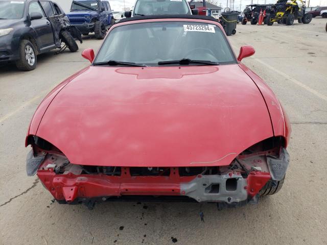 JM1NB353240400507 - 2004 MAZDA MX-5 MIATA BASE RED photo 5