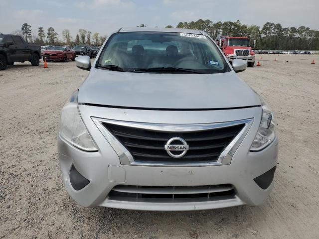 3N1CN7AP2GL916701 - 2016 NISSAN VERSA S SILVER photo 5