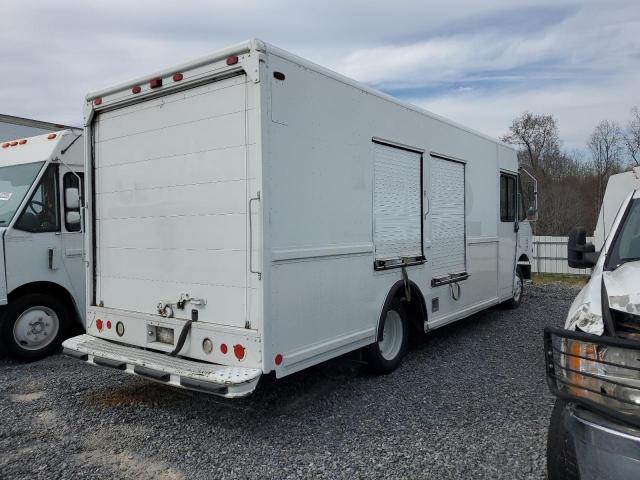 4UZAANBW96CW55003 - 2006 FREIGHTLINER CHASSIS M LINE WALK-IN VAN WHITE photo 3