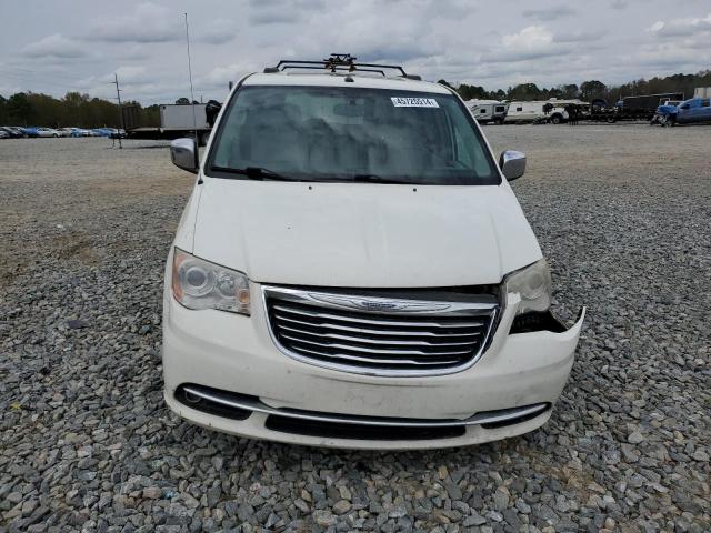 2A4RR6DG8BR630374 - 2011 CHRYSLER TOWN & COU LIMITED WHITE photo 5