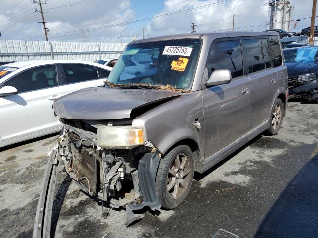 JTLKT324550221199 - 2005 TOYOTA SCION XB Silber Foto 1