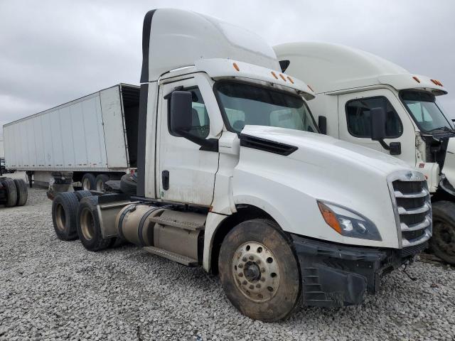 2022 FREIGHTLINER CASCADIA 1, 