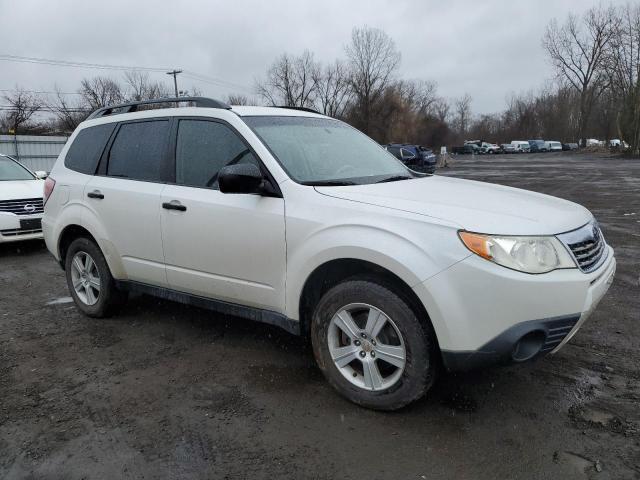 JF2SH6BC1AH792417 - 2010 SUBARU FORESTER XS Ақ фото 4