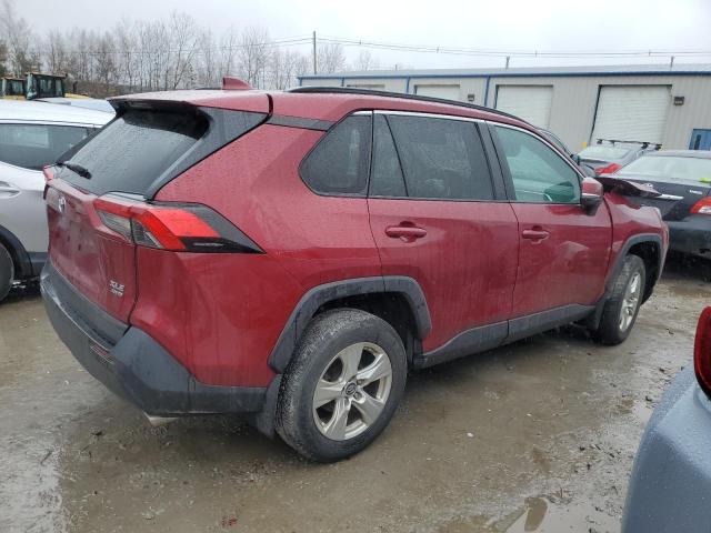 2T3P1RFVXKC030500 - 2019 TOYOTA RAV4 XLE RED photo 3