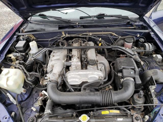 JM1NB353030312697 - 2003 MAZDA MX-5 MIATA BASE BLUE photo 11