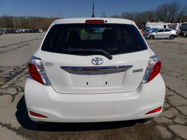 JTDJTUD36CD501236 - 2012 TOYOTA YARIS WHITE photo 6