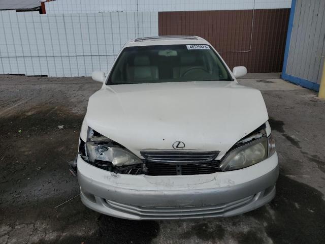 JT8BF28G3Y5094764 - 2000 LEXUS ES 300 WHITE photo 5