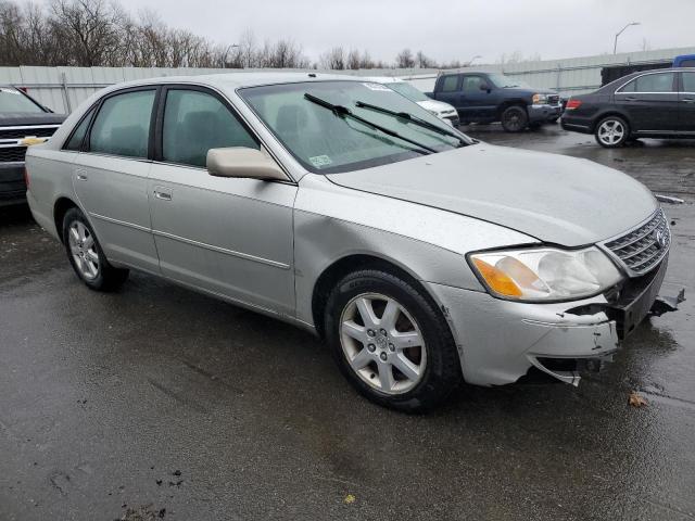 4T1BF28B14U352099 - 2004 TOYOTA AVALON XL SILVER photo 4