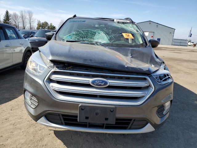 1FMCU9HD3JUB88516 - 2018 FORD ESCAPE SEL GRAY photo 5