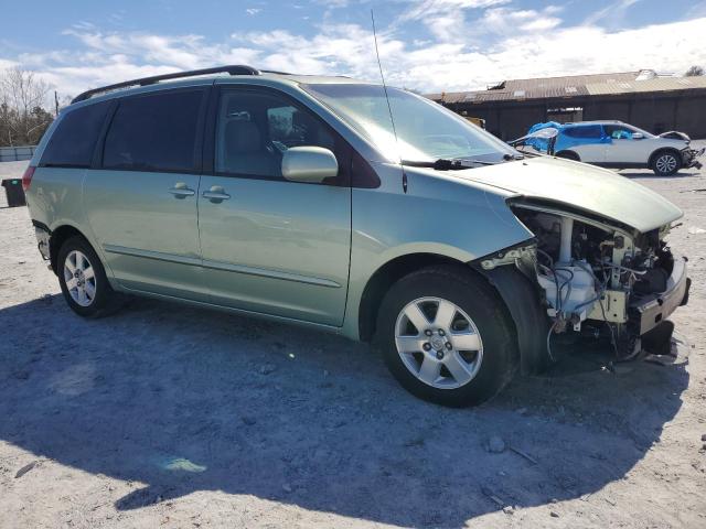 5TDZK22C09S235822 - 2009 TOYOTA SIENNA XLE GREEN photo 4