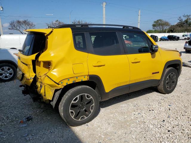 ZACCJBCT0GPE04660 - 2016 JEEP RENEGADE TRAILHAWK YELLOW photo 3