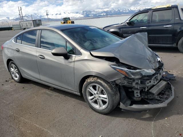 1G1BE5SM5J7181315 - 2018 CHEVROLET CRUZE LT GRAY photo 4