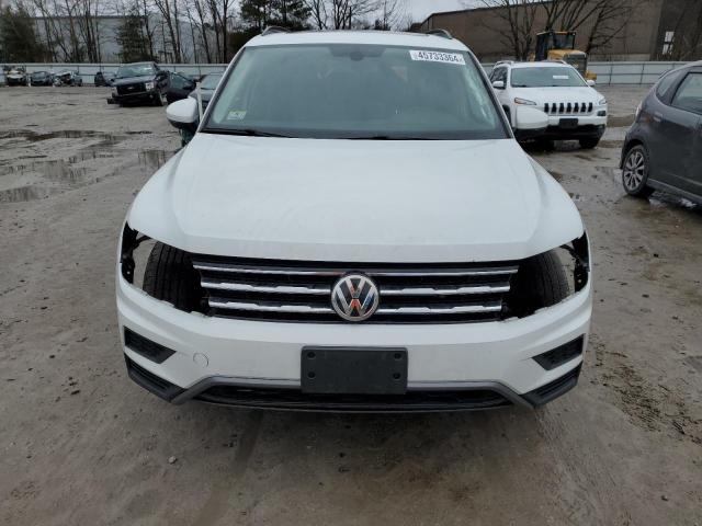 3VV2B7AX4JM070060 - 2018 VOLKSWAGEN TIGUAN SE WHITE photo 5