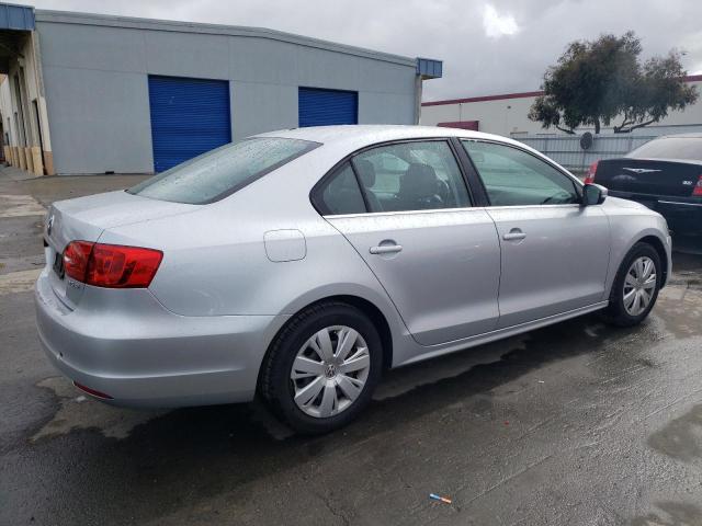 3VWDP7AJ9DM383448 - 2013 VOLKSWAGEN JETTA SE SILVER photo 3