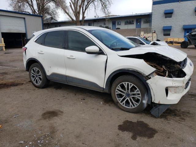 1FMCU9H67NUA28789 - 2022 FORD ESCAPE SEL WHITE photo 4