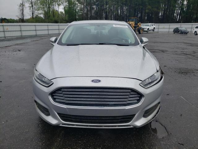 3FA6P0HD6GR242420 - 2016 FORD FUSION SE SILVER photo 5