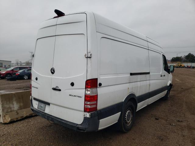 WD3PE8DC4E5924772 - 2014 MERCEDES-BENZ SPRINTER 2500 WHITE photo 3