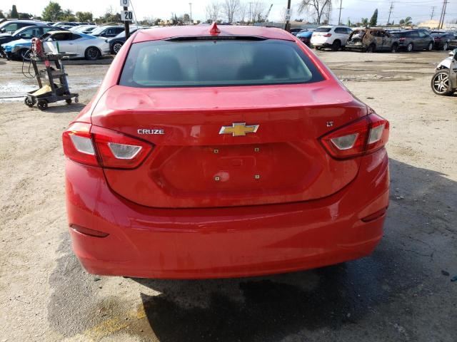 1G1BE5SM3J7185198 - 2018 CHEVROLET CRUZE LT RED photo 6