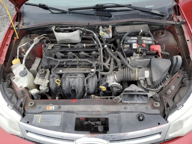 1FAHP3FN2AW283556 - 2010 FORD FOCUS SE RED photo 11