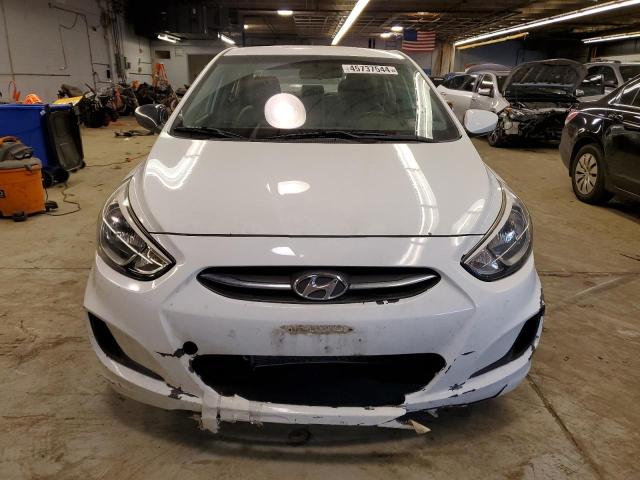 KMHCT4AE6FU849505 - 2015 HYUNDAI ACCENT GLS WHITE photo 5