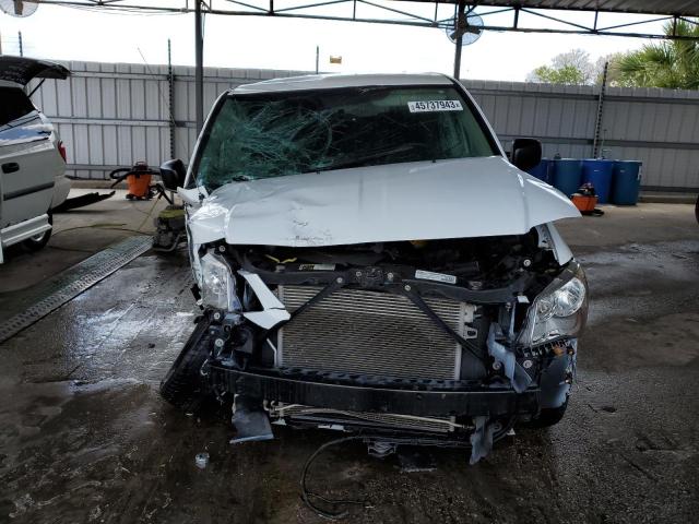 2C4RDGBGXGR140104 - 2016 DODGE GRAND CARA SE WHITE photo 5