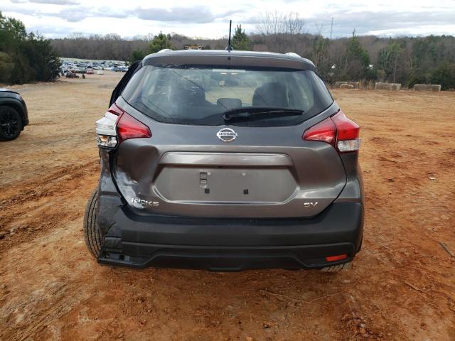 3N1CP5CUXJL538877 - 2018 NISSAN KICKS S GRAY photo 6