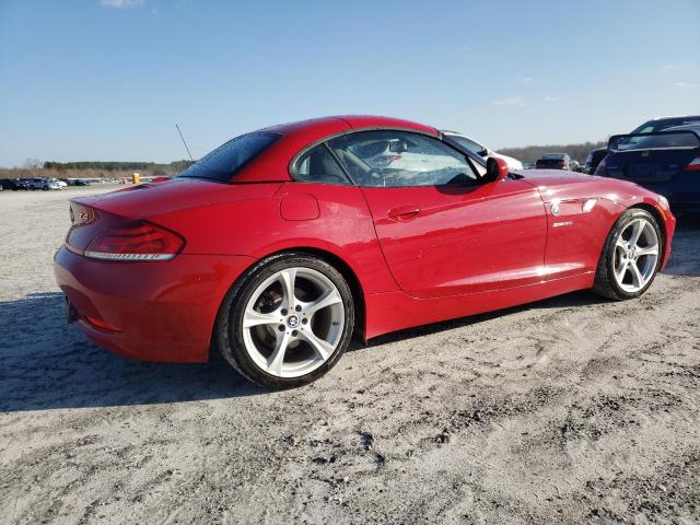 WBALM5C56BE378879 - 2011 BMW Z4 SDRIVE30I RED photo 3