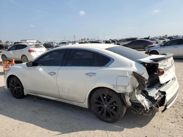 1N4AL3AP2HC472466 - 2017 NISSAN ALTIMA 2.5 WHITE photo 2