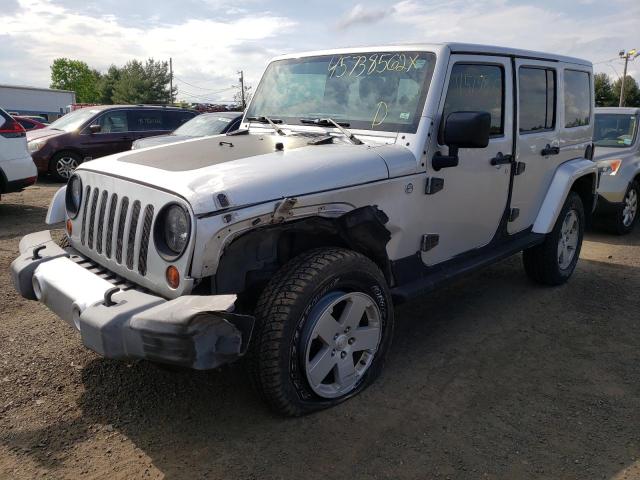 1J4BA5H11BL576806 - 2011 JEEP WRANGLER U SAHARA SILVER photo 2