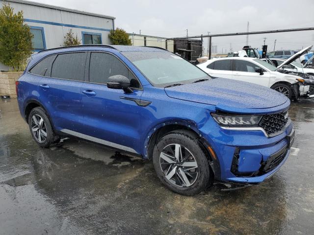 5XYRL4LC5NG087178 - 2022 KIA SORENTO S BLUE photo 4