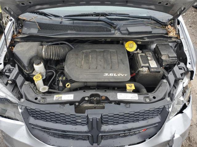 2C4RDGBG2JR220343 - 2018 DODGE GRAND CARA SE GRAY photo 12